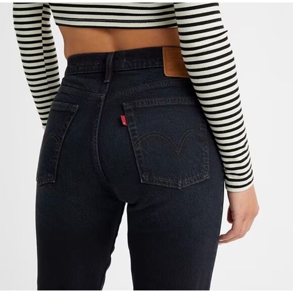 Levi's Premium Black Wedgie Jeans Button Fly High Rise Tapered Leg 24 - Picture 1 of 12